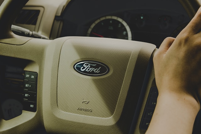 Ford Car Key Replacement & Locksmith Services | UK Auto Locksmith Fast Ford Key Replacement in London