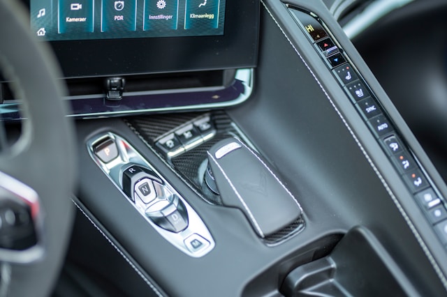 How We Help Car Dealers and Workshops With Key Coding | UK Auto Locksmith Why Many Workshops Work With Auto Locksmiths